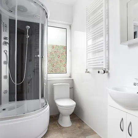 Apartament Aparts *